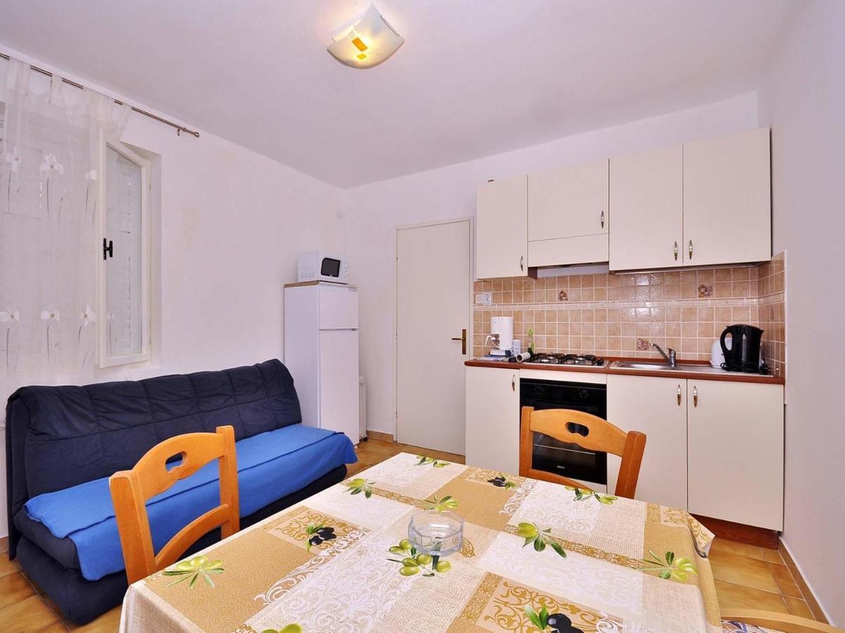 Apartments Miro 636 Ровінь Екстер'єр фото